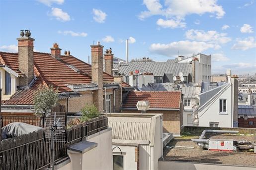 4 pièces 68 m² · à Paris 2ème · 68 m² · 875 000 €