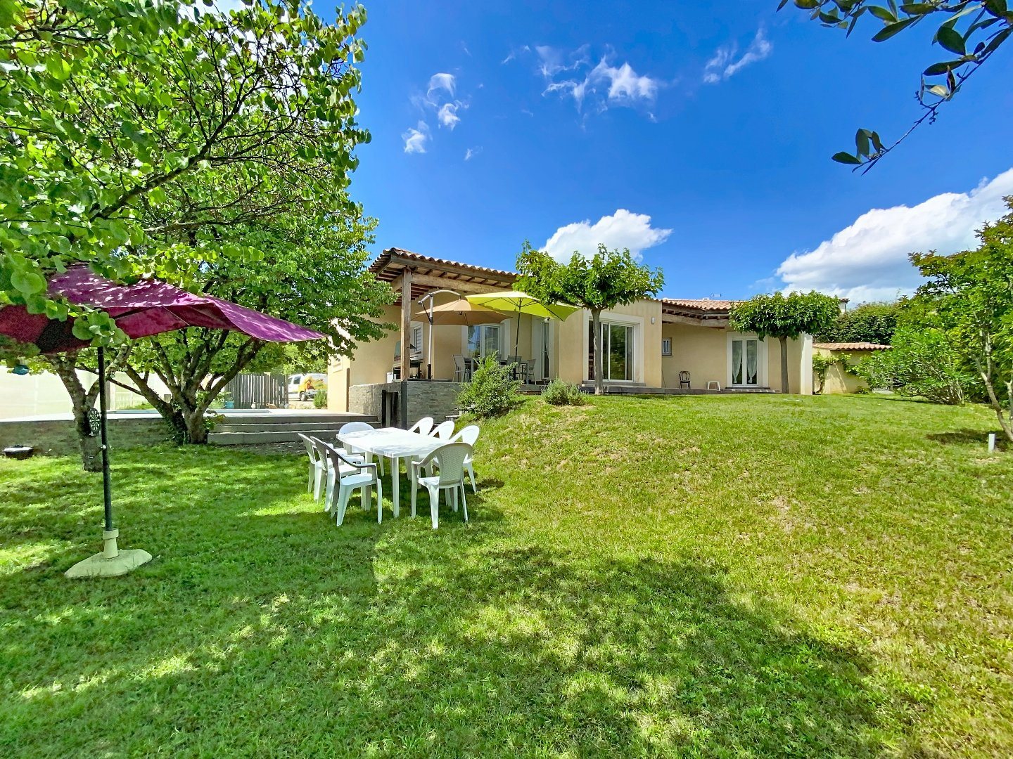 Maison à vendre, 151m², Vailhauquès