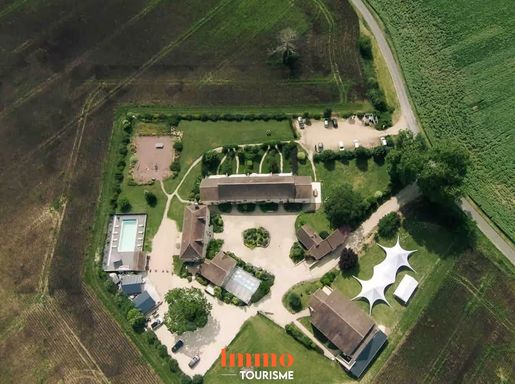Maison 2 pièces 1300 m² · à Châtellerault · 1 300 m² · 947 370 €