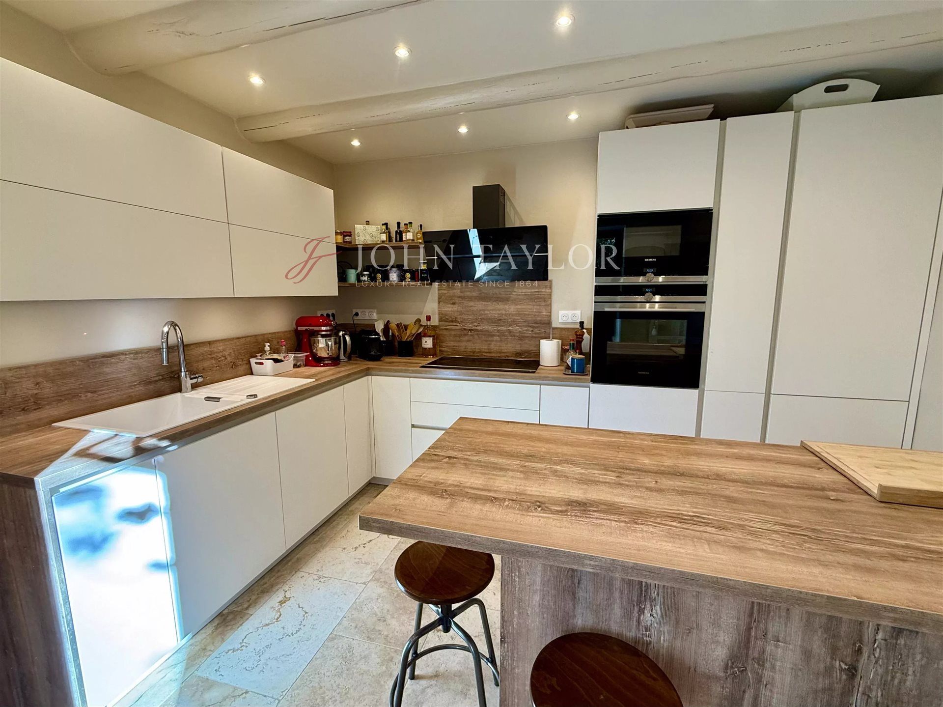 Maison à vendre, 253m², Gordes