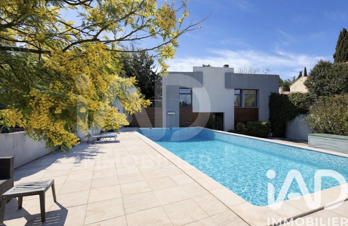 Maison à vendre, 237m², Nîmes