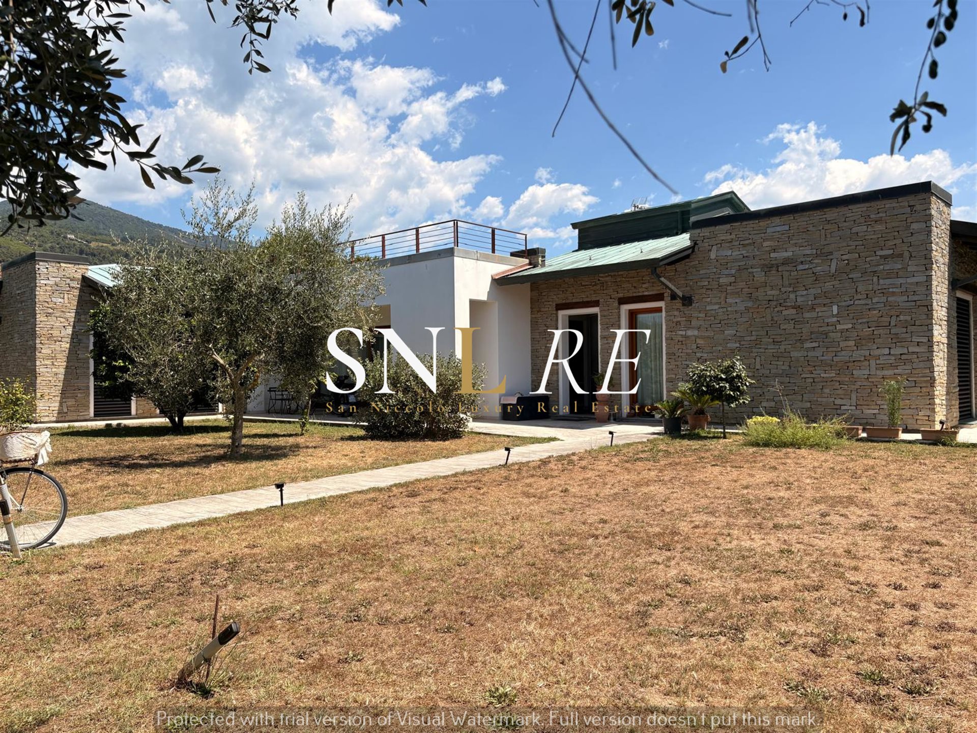 Exclusive Prestigious Villa in Montignoso