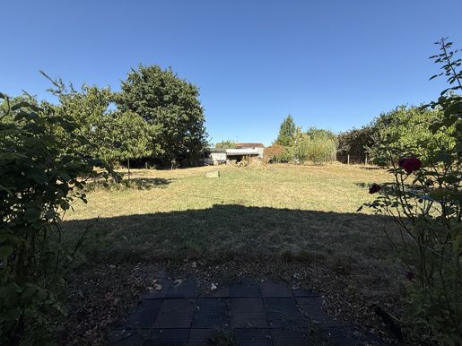 Maison 6 pièces 142 m² · à Nieuil-l'Espoir · 142 m² · 155 400 €