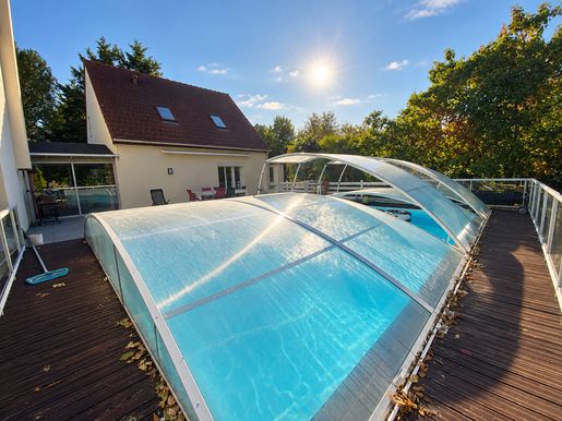 Maison 9 pièces 218 m² · à Saint-Georges-lès-Baillargeaux · 218 m² · 365 000 €