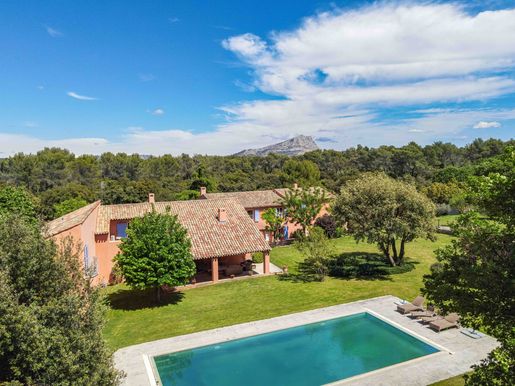Maison 20 pièces 555 m² · à Aix-en-Provence · 555 m² · 5 250 000 €