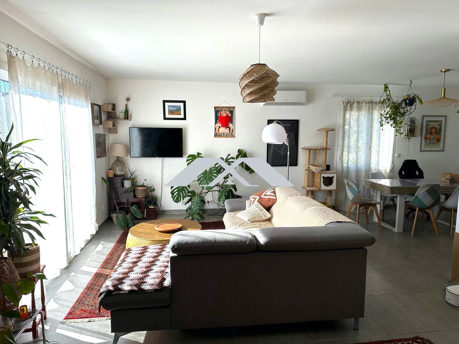 Maison à vendre, 102m², Meyrannes