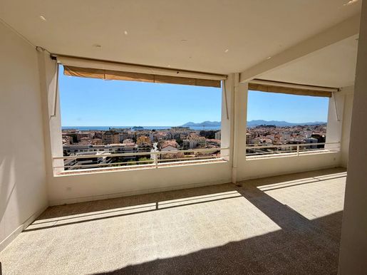 Appartement 4 pièces 130 m² · à Cannes · 130 m² · 1 690 000 €