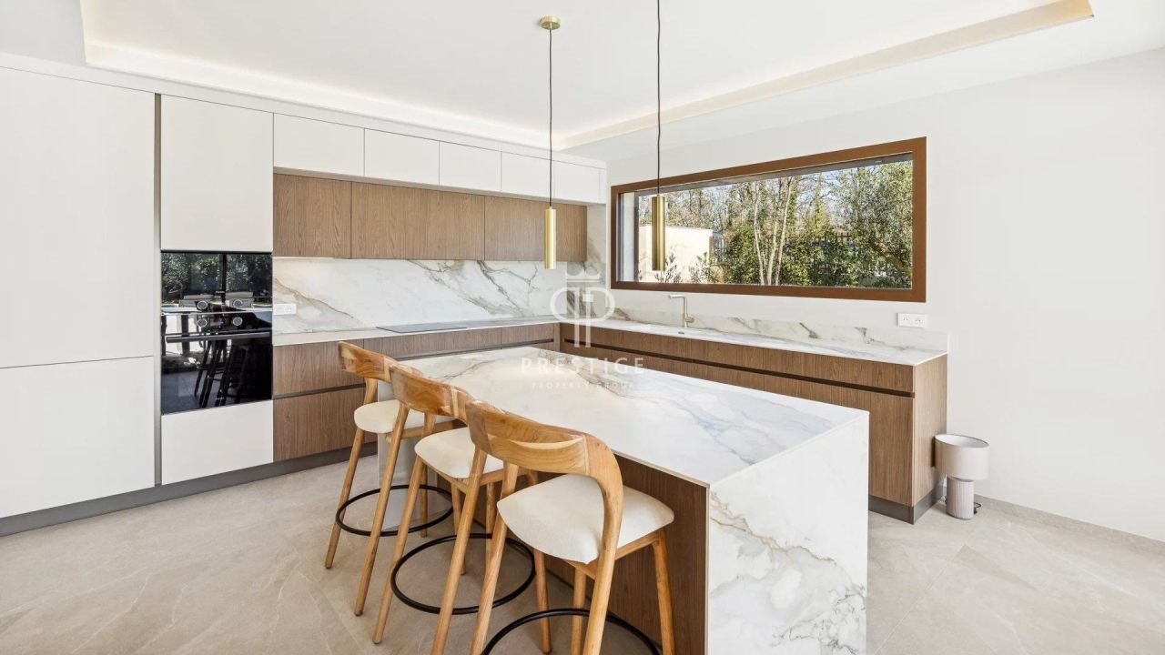 Maison à vendre, 220m², Saint-Paul-en-Forêt