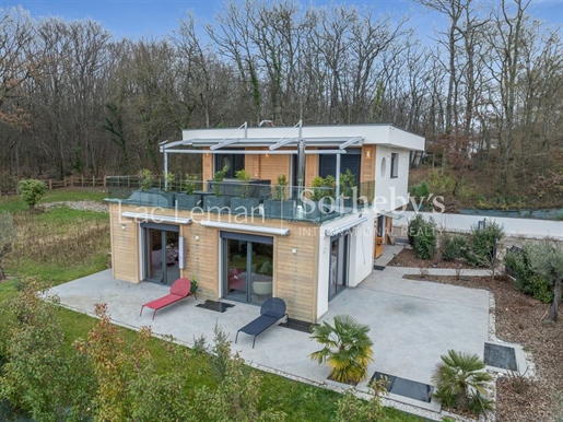 Maison 8 pièces 245 m² · à Veigy-Foncenex · 245 m² · 1 470 000 €