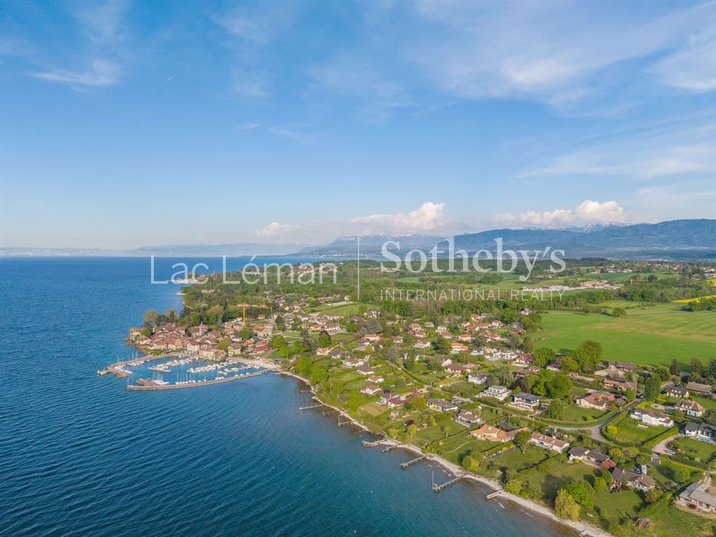 Maison à vendre, 240m², Nernier
