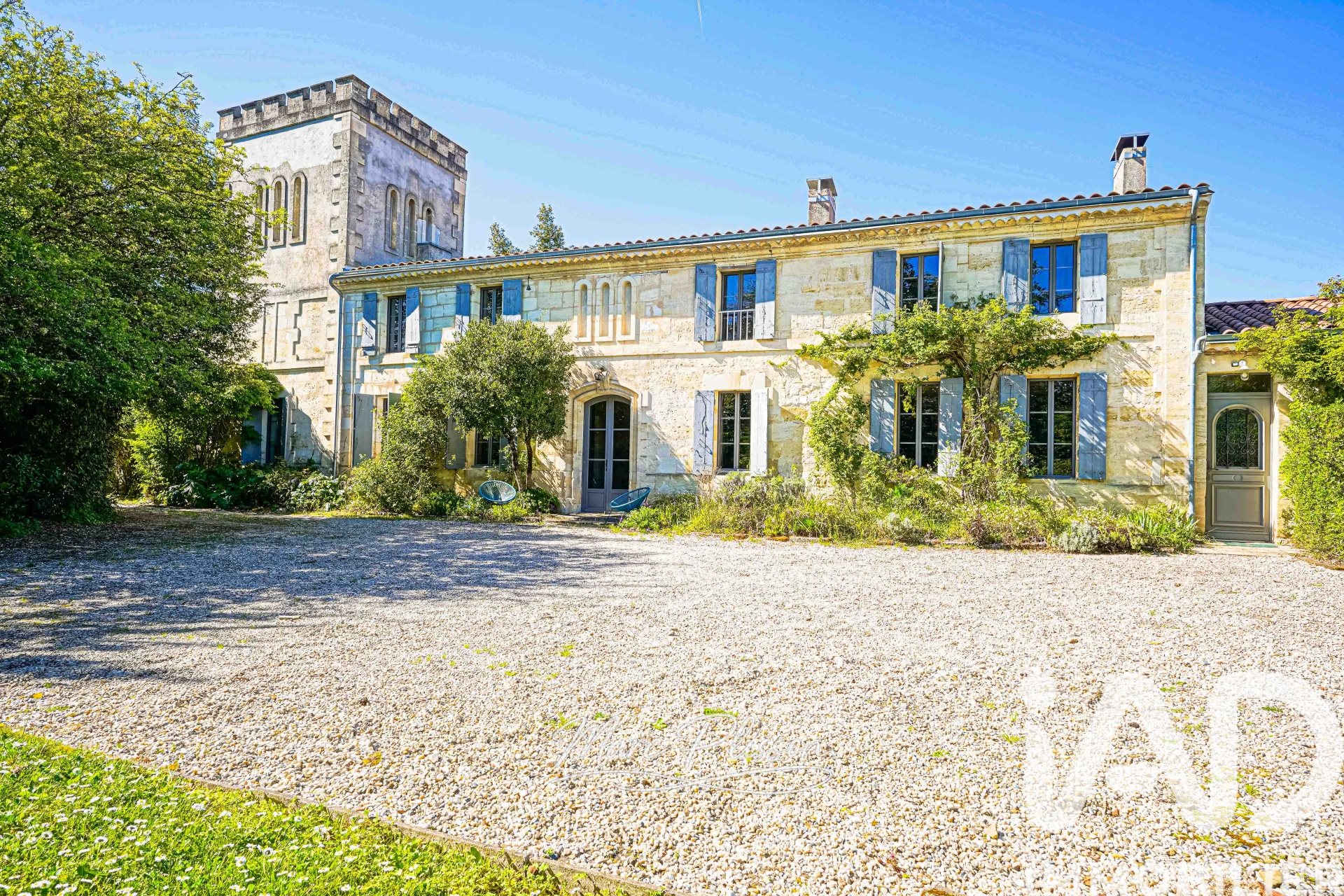 Maison à vendre, 400m², Soussans