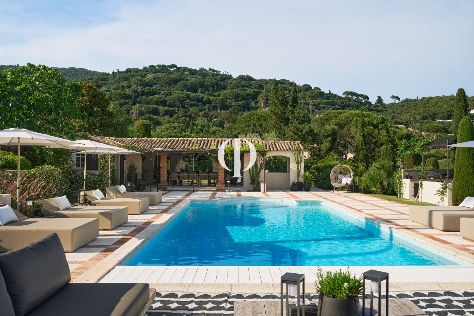 Maison à vendre, 402m², Grimaud