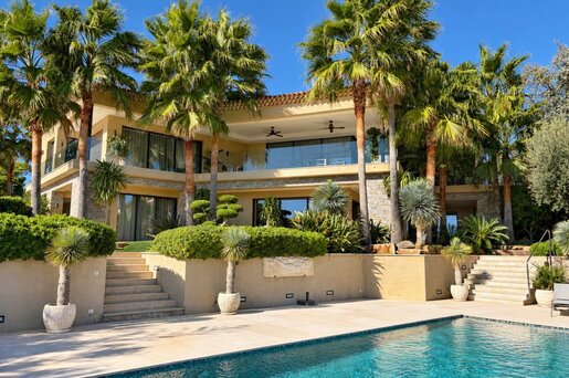 Maison 9 pièces 598 m² · à Sainte-Maxime · 598 m² · 7 980 000 €