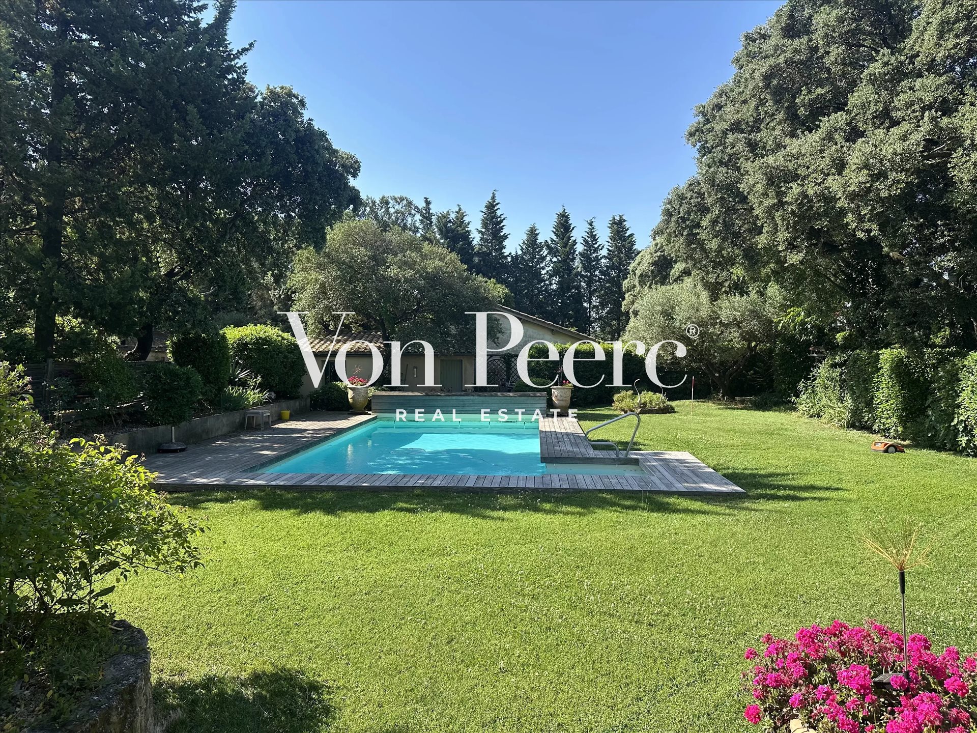 Maison à vendre, 210m², Villeneuve-lès-Avignon