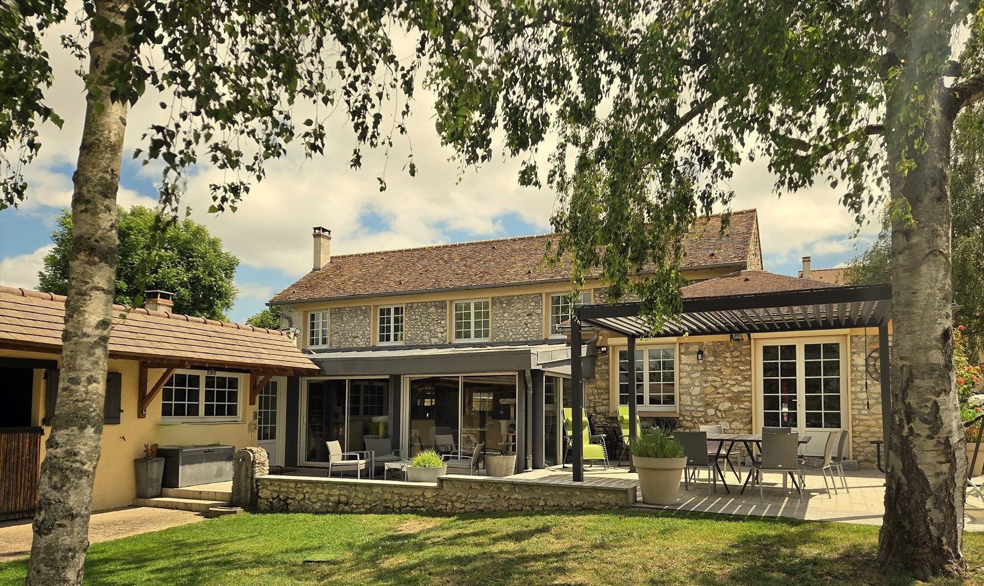 Maison – Thoiry