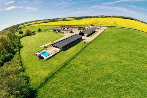 Maison 6 pièces 270 m² · à Courtenay · 270 m² · 731 400 €
