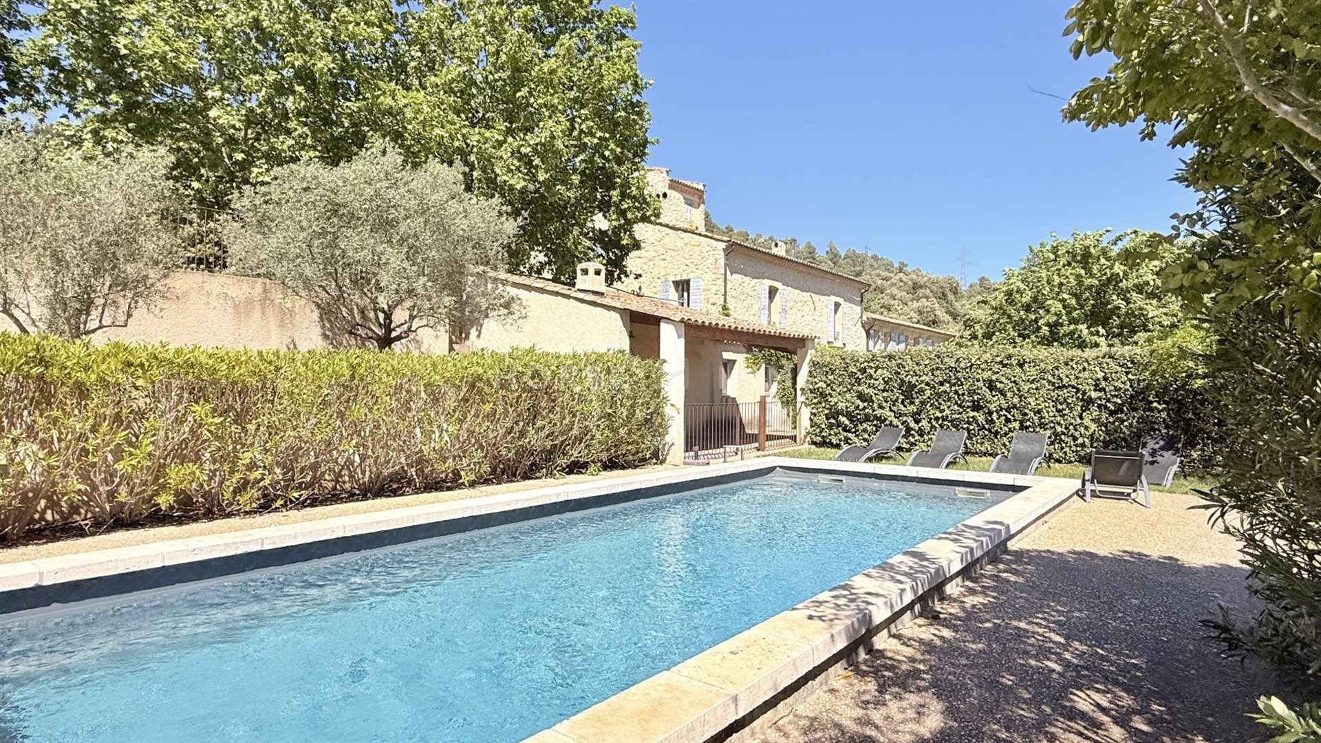 Maison à vendre, 450m², Gréoux-les-Bains