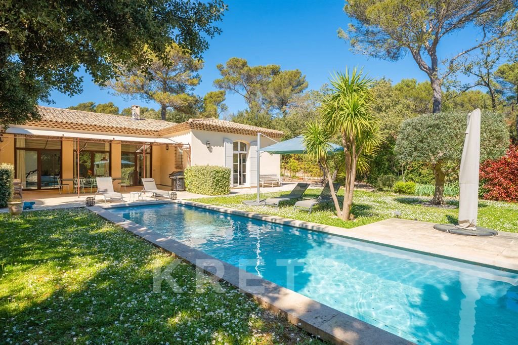 Maison à vendre, 223m², Saint-Marc-Jaumegarde