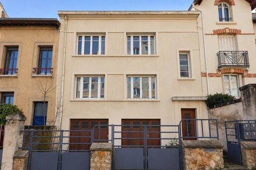 Immeuble 9 pièces 180 m² · à Nancy · 180 m² · 330 000 €