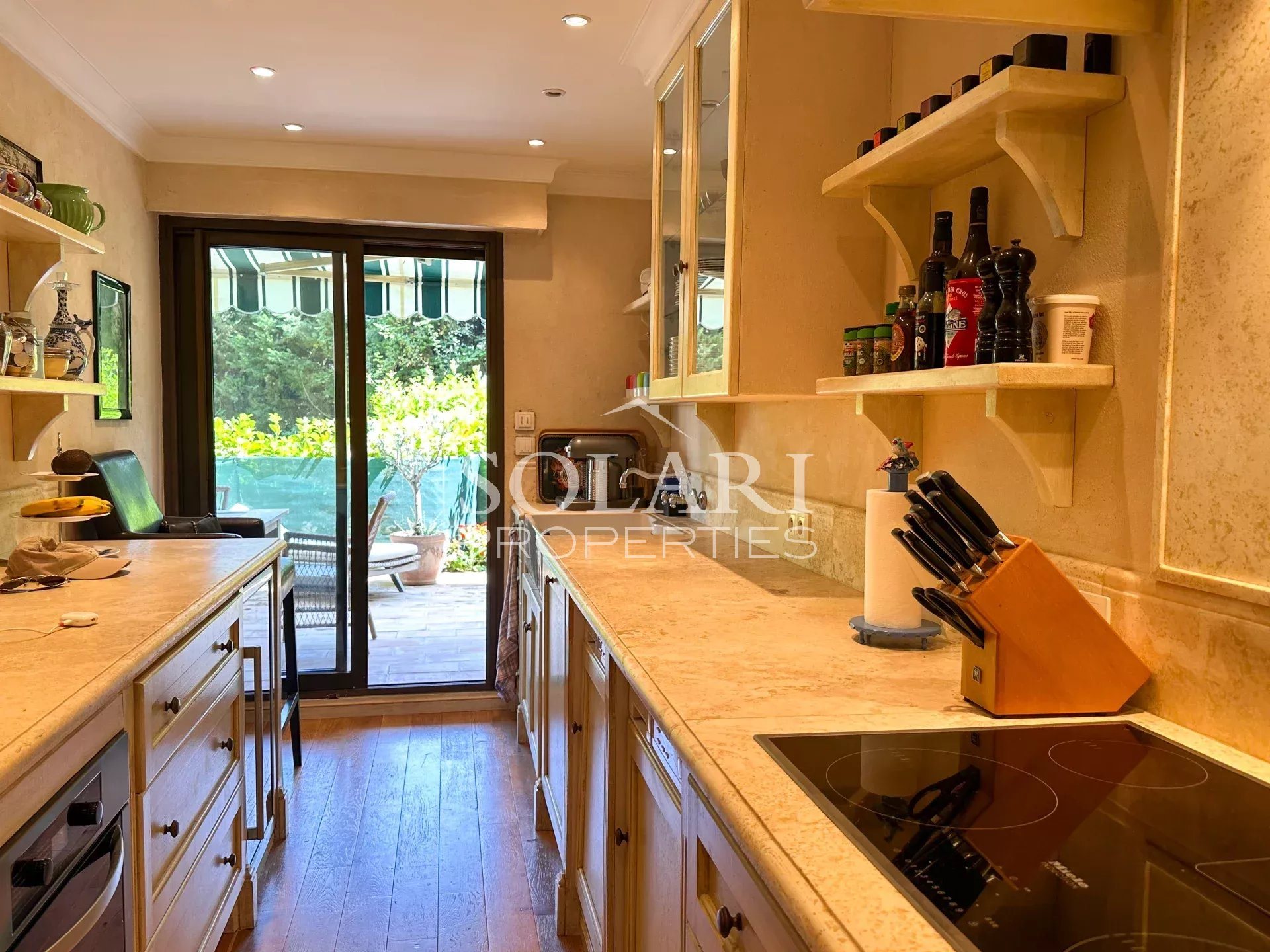 Appartement à vendre, 75m², Mandelieu-la-Napoule