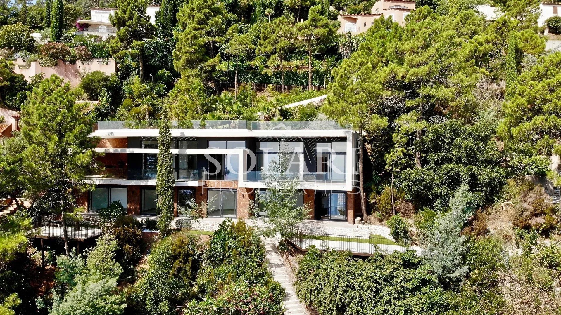 Maison à vendre, 300m², Théoule-sur-Mer