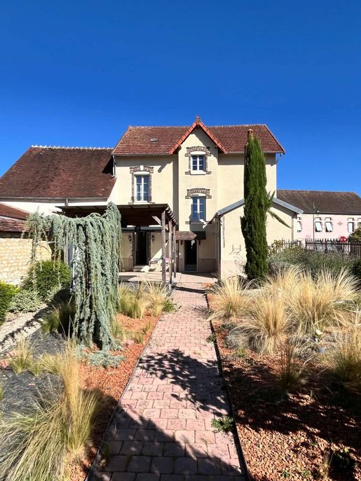 Maison 6 pièces 126 m² · à Neuvy-Sautour · 126 m² · 159 000 €
