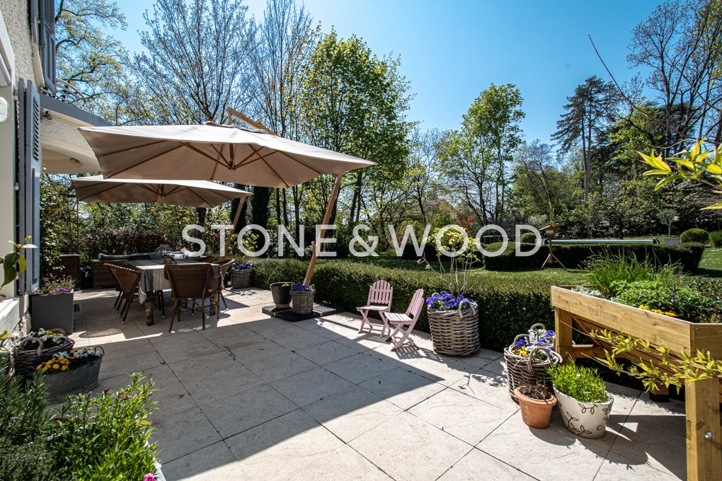 Maison à vendre, 232m², Divonne-les-Bains