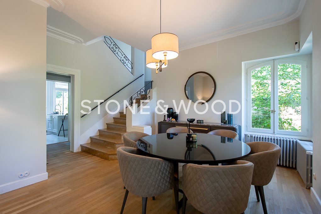 Maison à vendre, 232m², Divonne-les-Bains
