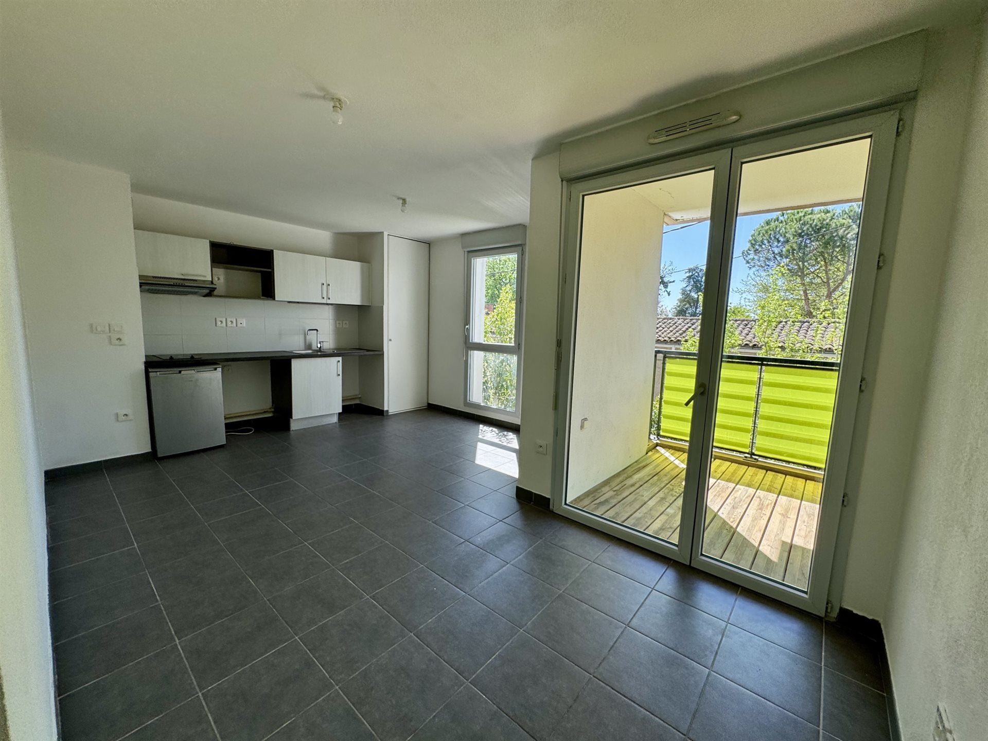 Bright 2-room apartment with terrace and parking Toulouse - Vue 2