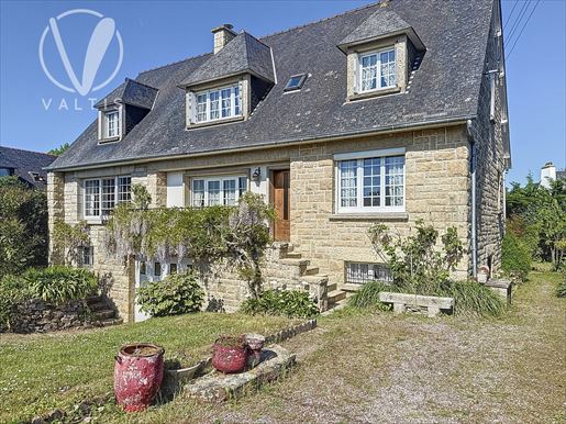 Maison 10 pièces 184 m² · à Saint-Cast-le-Guildo · 184 m² · 797 450 €