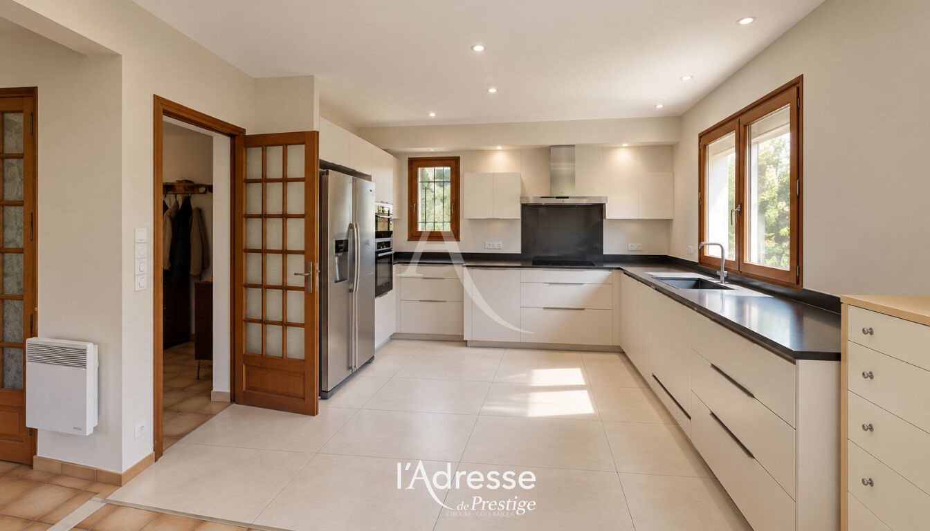 Maison à vendre, 137m², Ascain