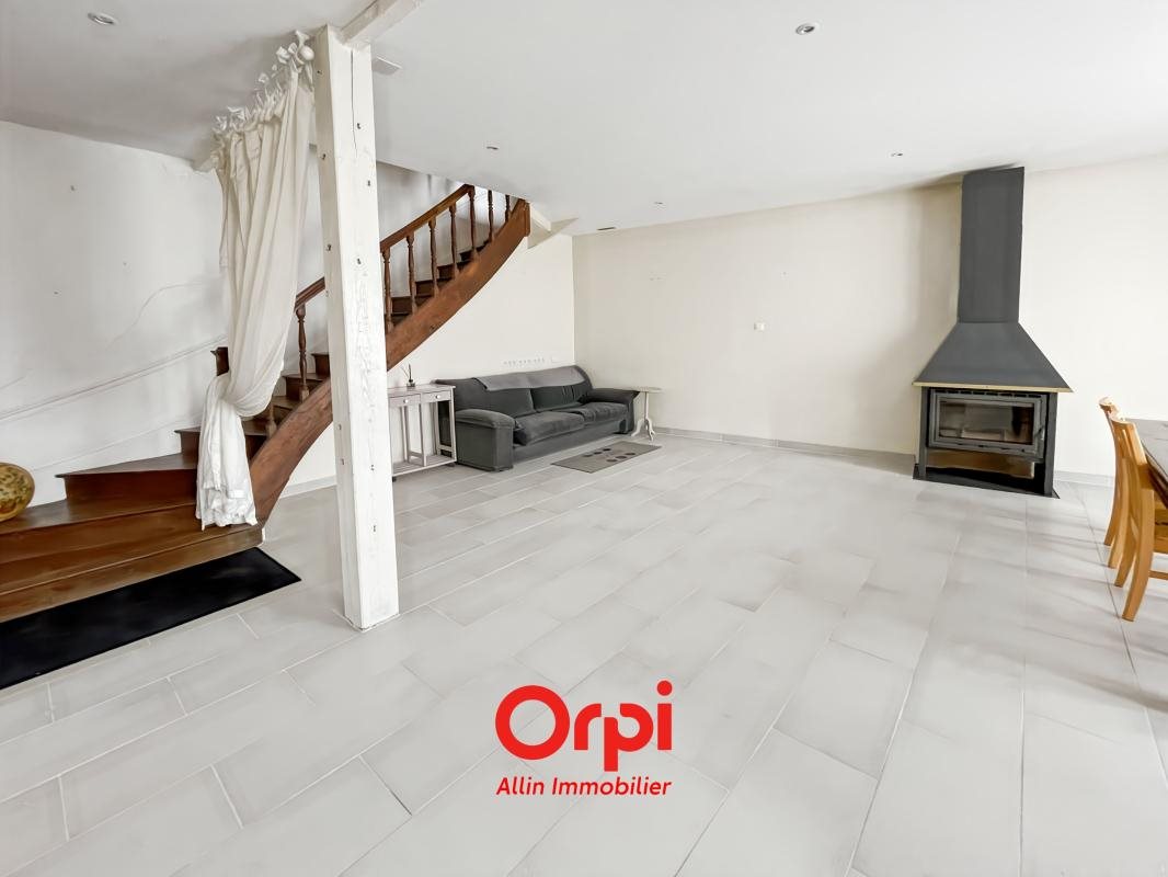 Maison à vendre, 171m², Saint-Silvain-sous-Toulx