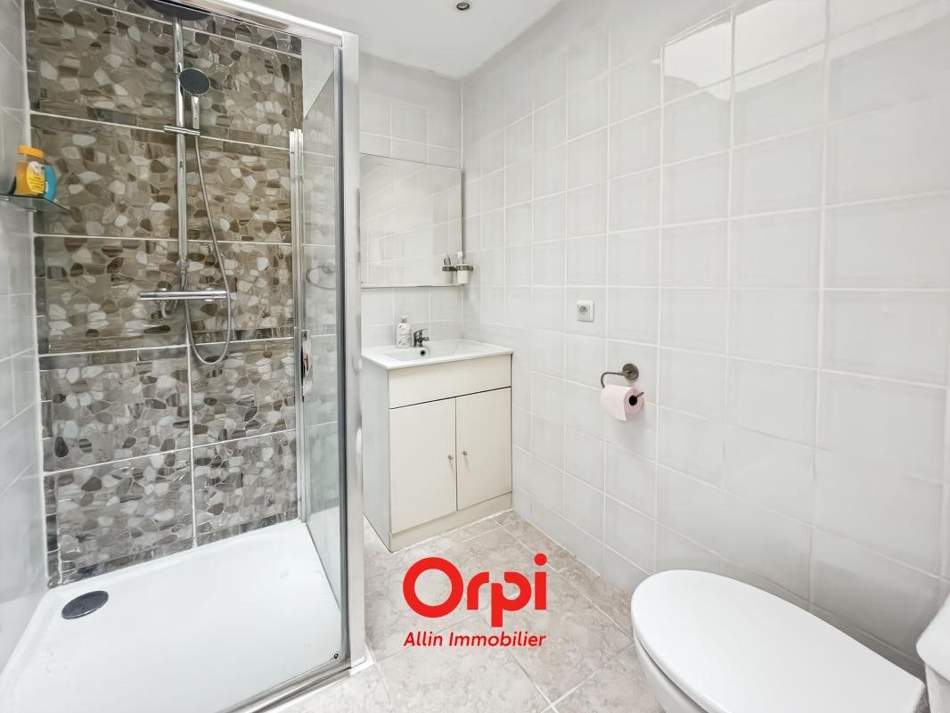 Maison à vendre, 171m², Saint-Silvain-sous-Toulx