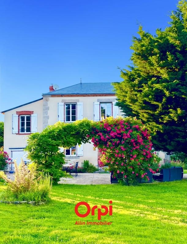 Maison à vendre, 195m², Clugnat