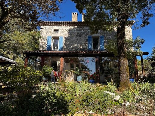 Maison 7 pièces 206 m² · à Anthé · 206 m² · 450 000 €