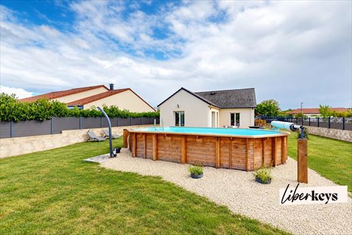 4 pièces 102 m² · à Azelot · 102 m² · 345 500 €