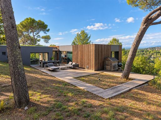 Maison 7 pièces 248 m² · à Castelnau-le-lez · 248 m² · 1 480 000 €