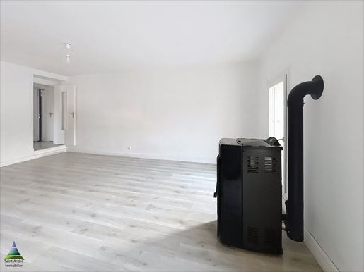 Appartement 3 pièces 73 m² · à Pézenas · 73 m² · 117 000 €