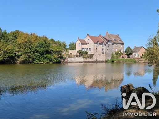 Maison 10 pièces 167 m² · à Châtelus-Malvaleix · 167 m² · 210 000 €