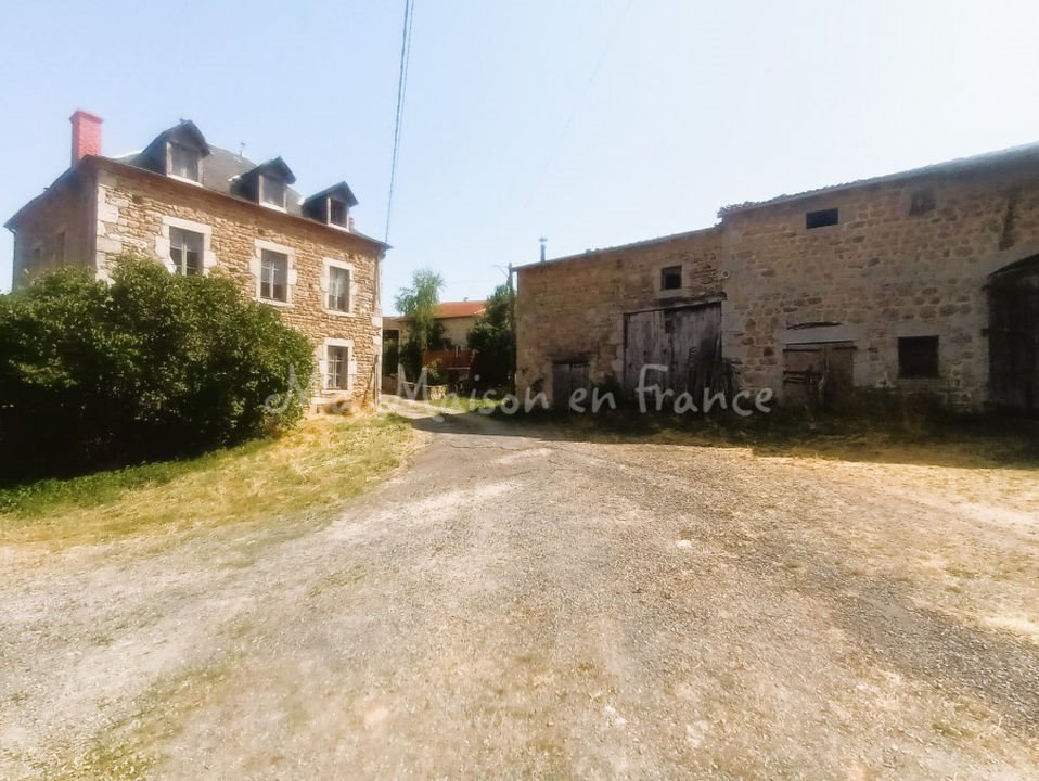 Maison à vendre, 128m², Châteldon