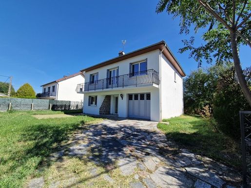 Maison 6 pièces 111 m² · à Vichy · 111 m² · 183 700 €