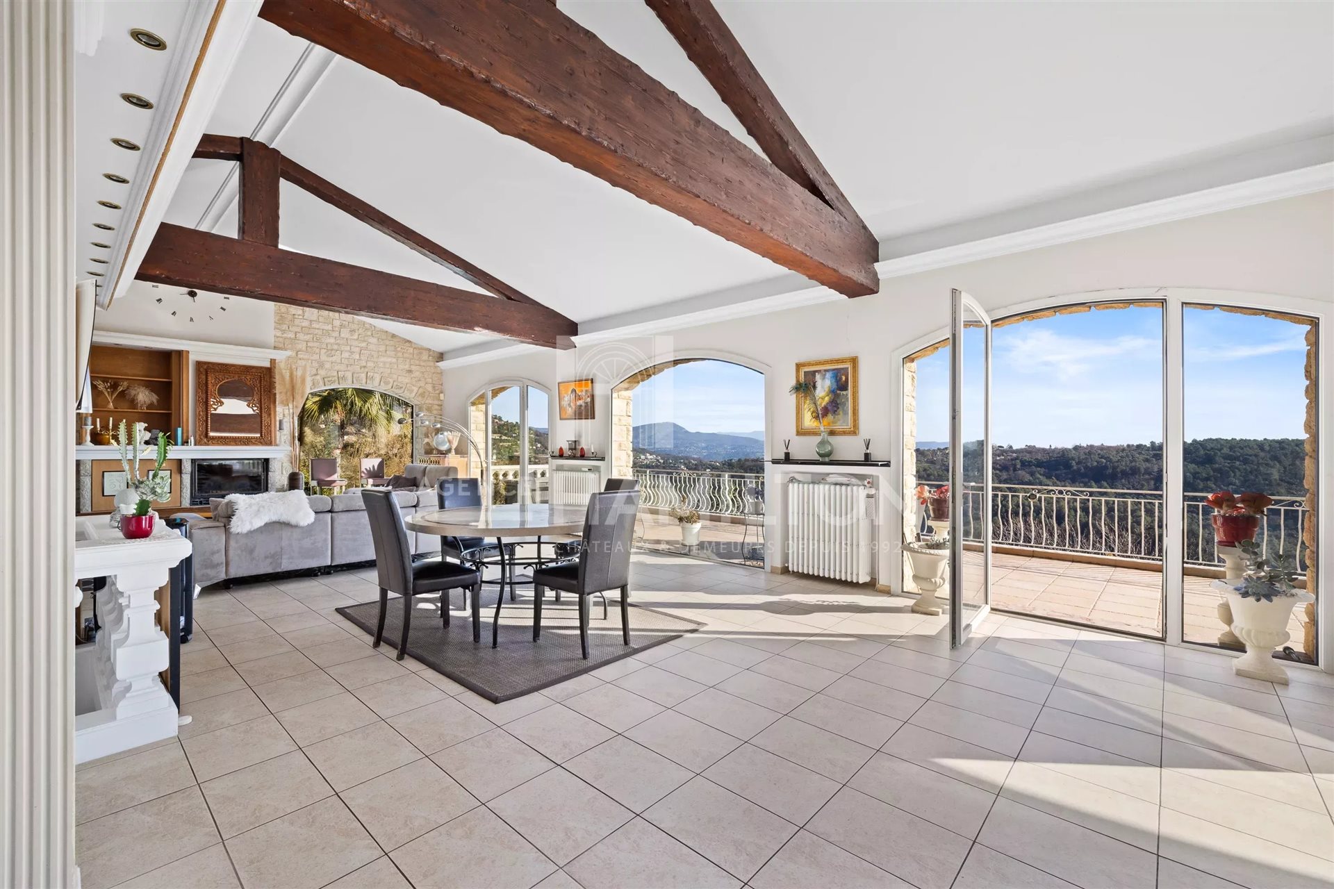 Maison à vendre, 195m², Vence