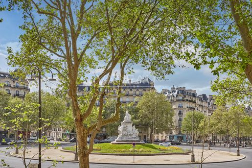 Appartement 6 pièces 181 m² · à Paris 7ème · 181 m² · 2 629 000 €