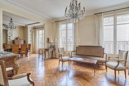 Appartement 5 pièces 128 m² · à Paris 17ème · 128 m² · 1 630 000 €