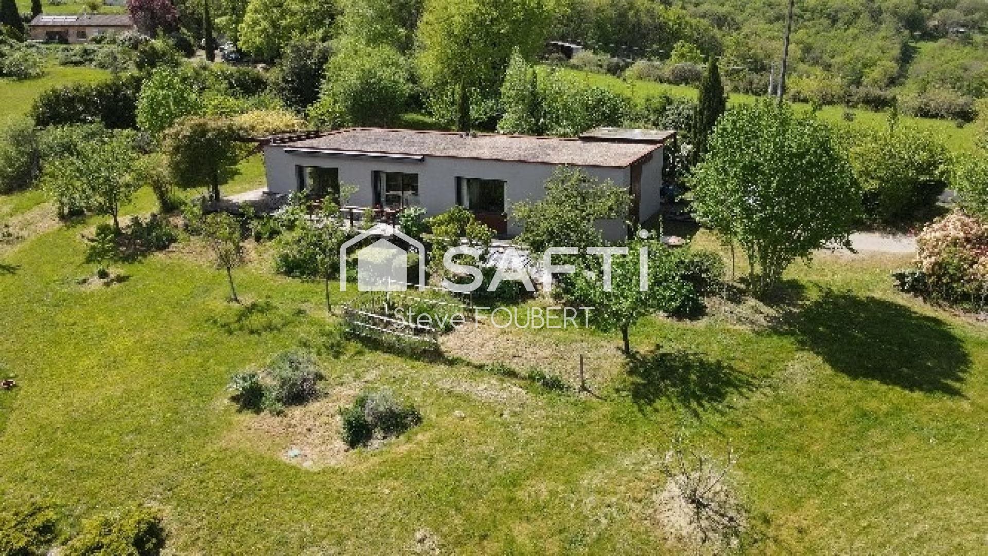 Maison à vendre, 97m², Plazac