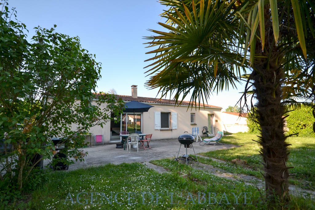 Maison à vendre, 97m², Brives-sur-Charente