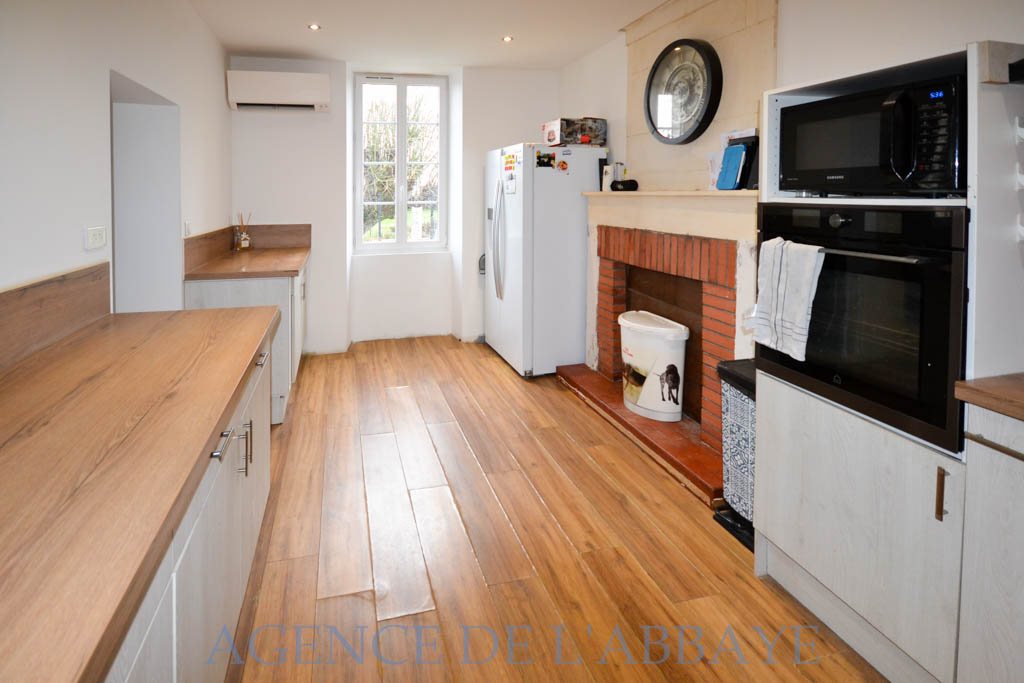 Maison à vendre, 172m², Saint-Savinien