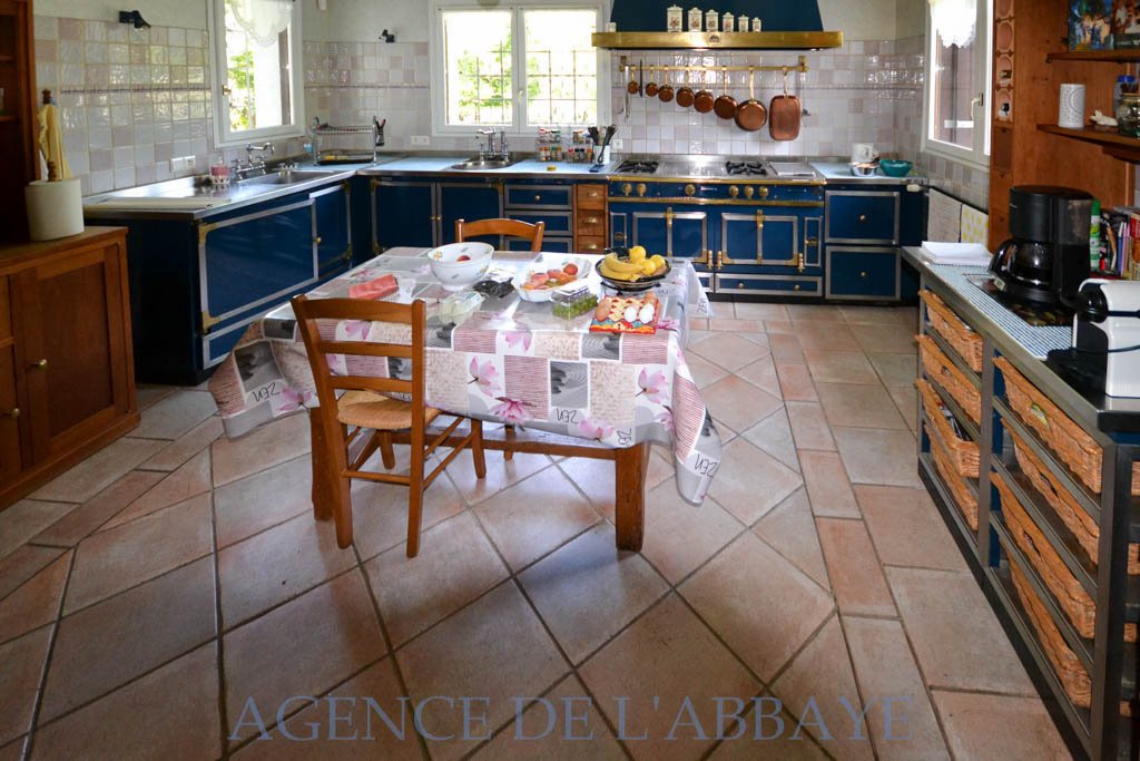 Maison à vendre, 623m², Fontcouverte