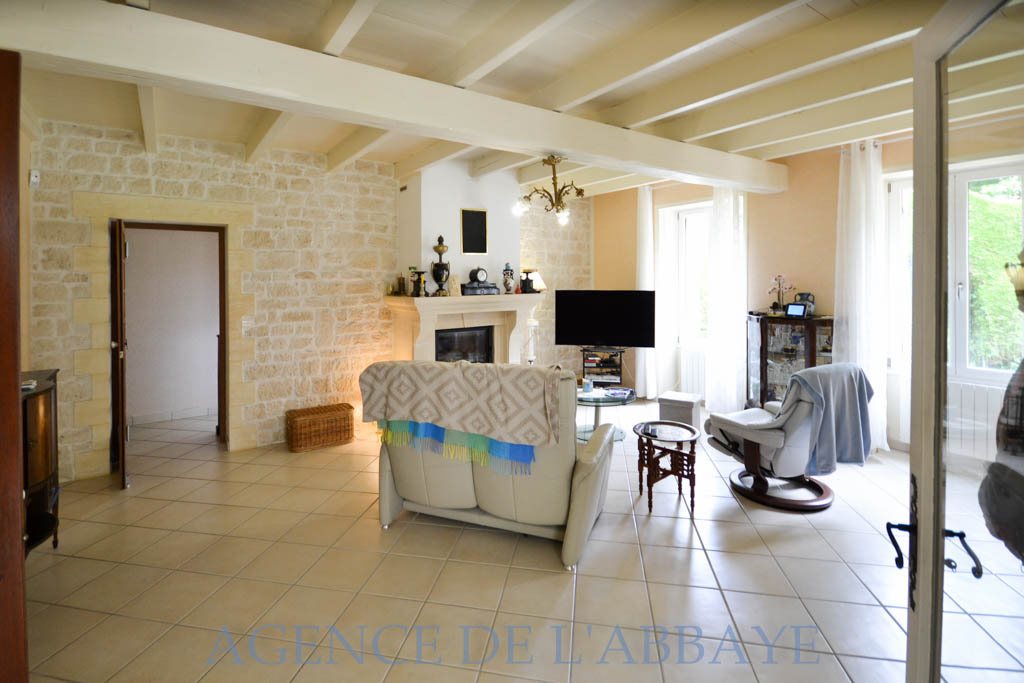 Maison à vendre, 171m², Taillebourg