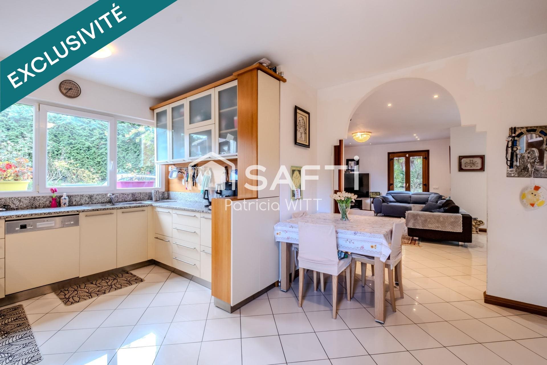 Maison à vendre, 215m², Sciez